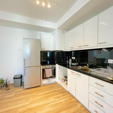 Wsd Luxury Stylish 1Bd Apt Near Marina & Beach Атина Екстериор снимка
