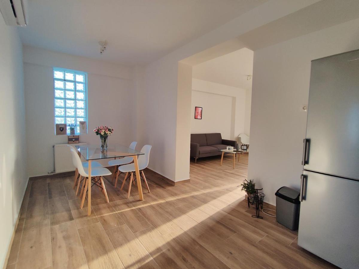 Wsd Luxury Stylish 1Bd Apt Near Marina & Beach Атина Екстериор снимка
