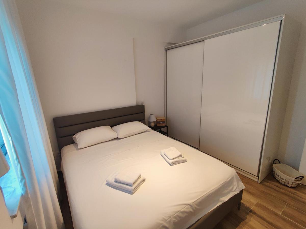 Wsd Luxury Stylish 1Bd Apt Near Marina & Beach Атина Екстериор снимка