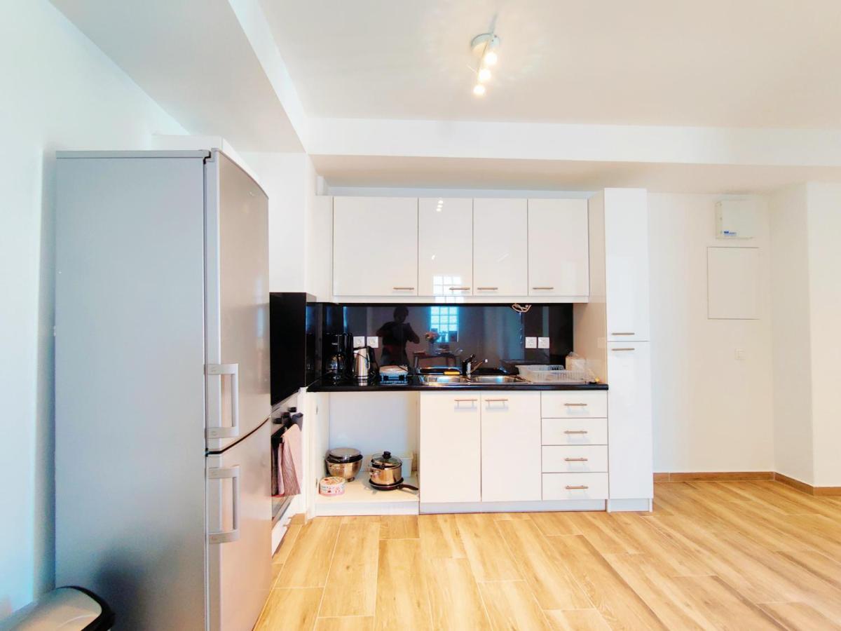Wsd Luxury Stylish 1Bd Apt Near Marina & Beach Атина Екстериор снимка
