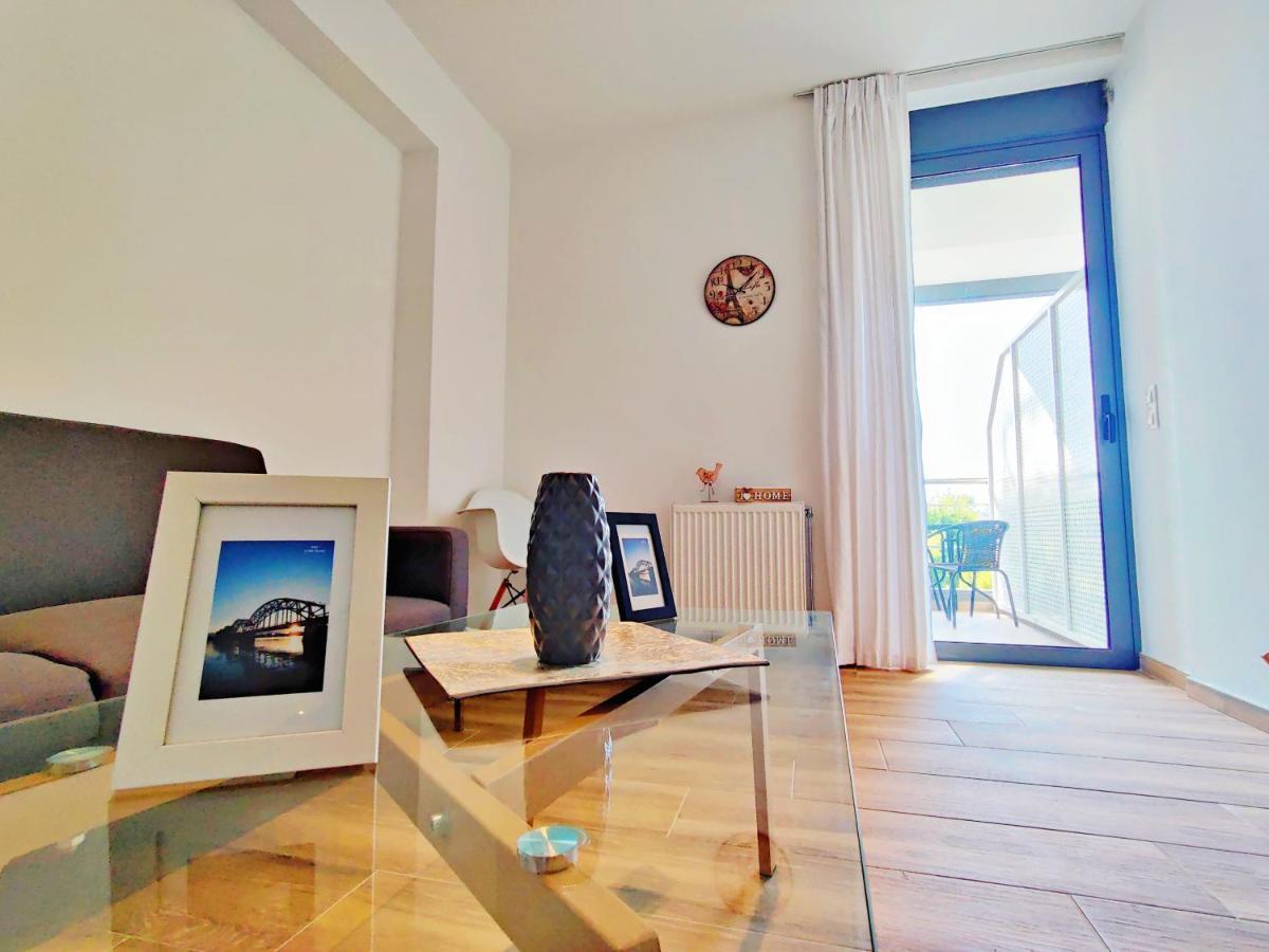 Wsd Luxury Stylish 1Bd Apt Near Marina & Beach Атина Екстериор снимка